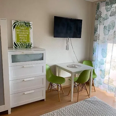 Aqua Aranypart Apartman Appartamento *