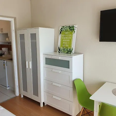 Aqua Aranypart Apartman Appartamento